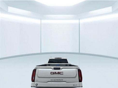 Used 2019 GMC Sierra 1500 SLT w/ SLT Premium Plus Package AWD/4WD image 11