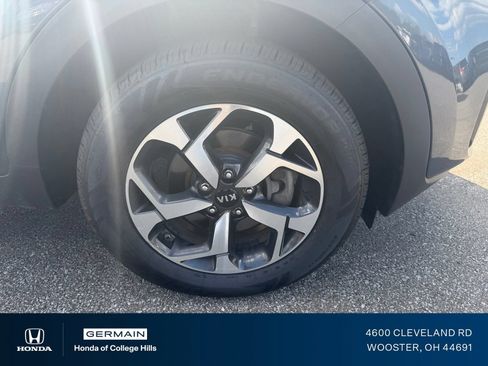 Used 2021 Kia Sportage LX AWD/4WD image 5