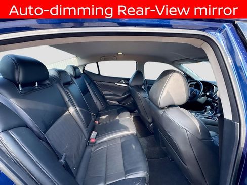 Used 2019 Nissan Maxima 3.5 SV w/ Floor Mat Group FWD image 14