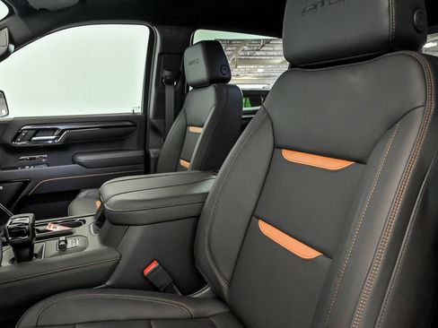 New 2026 GMC Sierra 1500 AT4 w/ Technology Package AWD/4WD image 10