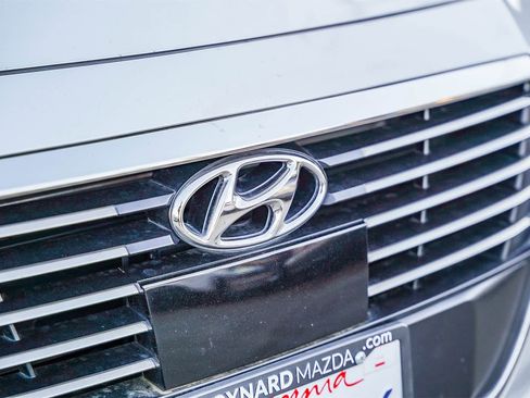 Used 2016 Hyundai Sonata Limited w/ Option Group 02 image 5