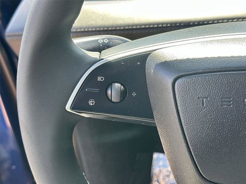 Used 2026 Tesla Model Y Long Range RWD image 34