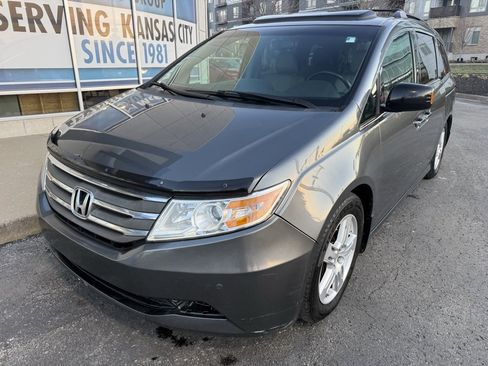 Used 2013 Honda Odyssey Touring image 8