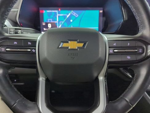 Used 2024 Chevrolet Colorado LT w/ LT Convenience Package AWD/4WD image 12