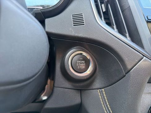 Used 2021 Subaru Crosstrek 2.5i Sport image 32