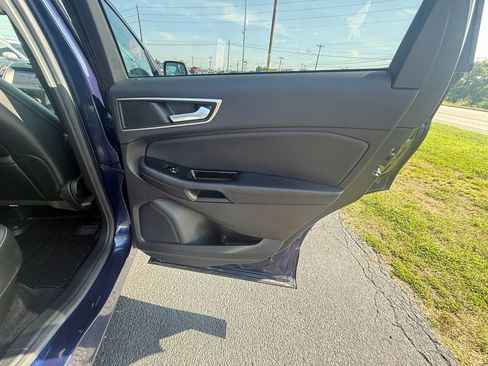 Used 2016 Ford Edge SEL w/ Equipment Group 201A AWD/4WD image 20