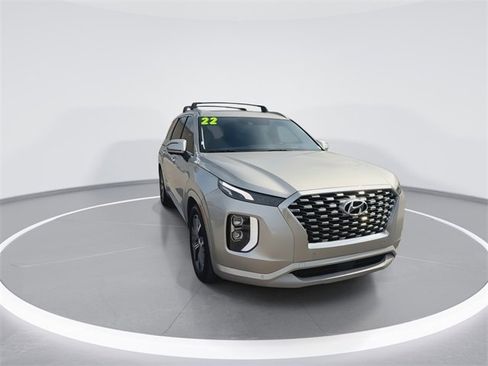 Certified 2022 Hyundai Palisade Limited w/ Winter Package image 3