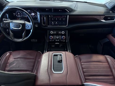 Certified 2024 GMC Yukon Denali Ultimate image 14