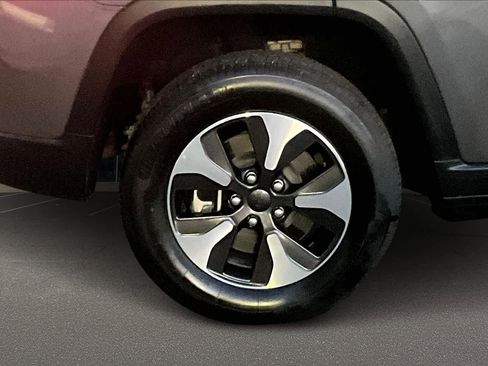 Used 2024 Jeep Grand Cherokee Limited 4xe image 35