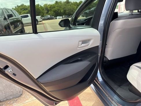 Used 2023 Toyota Corolla LE FWD image 16