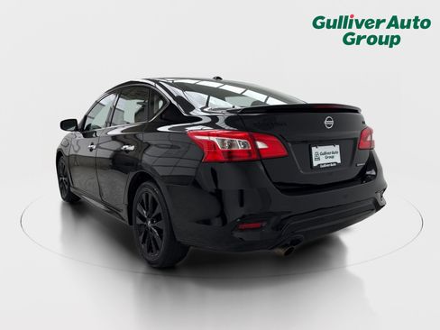 Used 2018 Nissan Sentra SR w/ SR Midnight Edition Package FWD image 5
