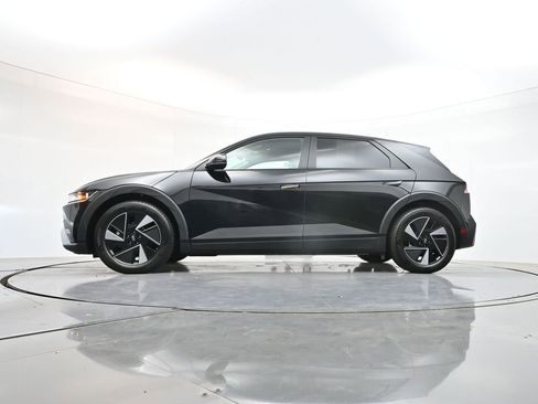 Used 2026 Hyundai Ioniq 5 SEL AWD/4WD image 35