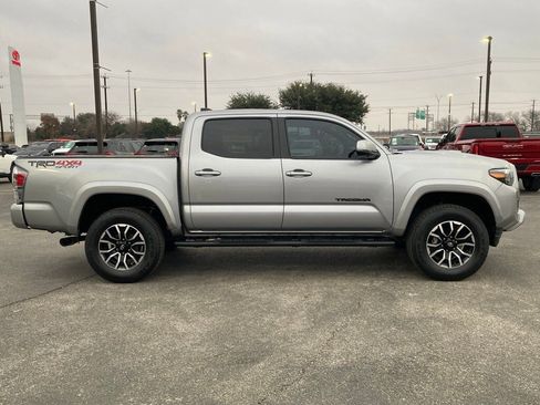Certified 2021 Toyota Tacoma TRD Sport w/ TRD Premium Sport Package image 4