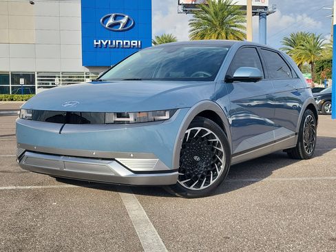 Certified 2023 Hyundai Ioniq 5 Limited w/ Cargo Package image 1