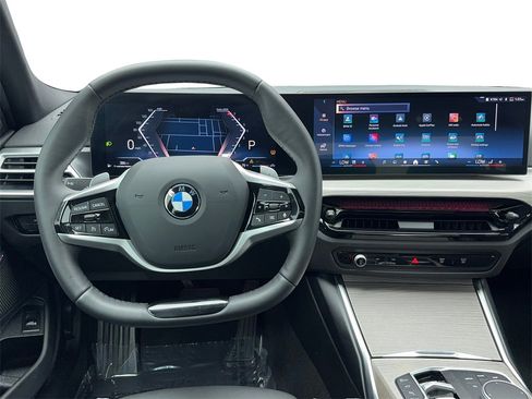 Used 2025 BMW 330i Sedan image 11