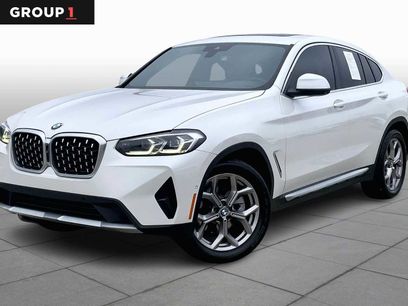 Used 2022 BMW X4 xDrive30i w/ Premium Package 2
