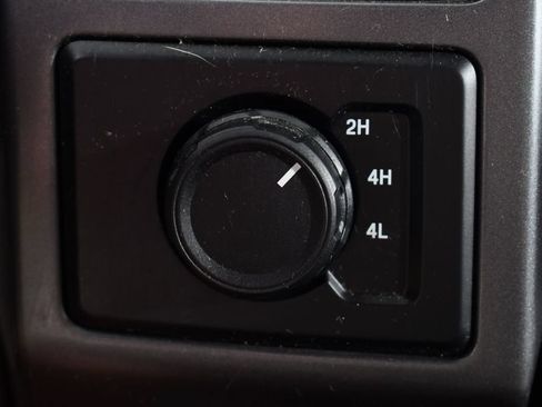 Used 2015 Ford F150 XLT w/ Equipment Group 301A Mid AWD/4WD image 31