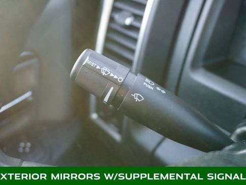 Used 2023 RAM 1500 Classic SLT image 19