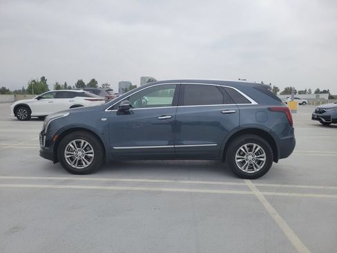 Used 2020 Cadillac XT5 Premium Luxury w/ LPO, Floor Liner Package AWD/4WD image 2