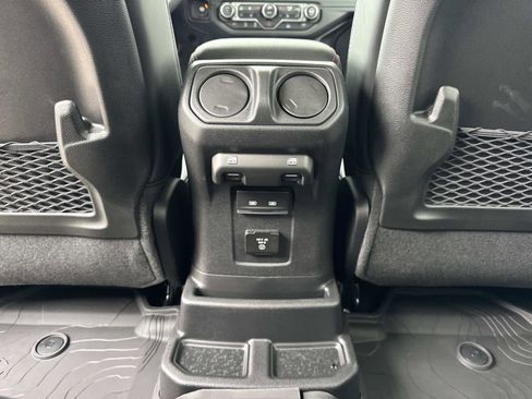New 2026 Jeep Wrangler Unlimited Rubicon image 30
