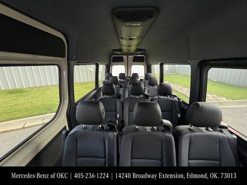 Used 2025 Mercedes-Benz Sprinter 2500 image 13