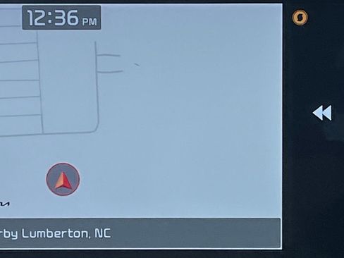 Used 2025 Kia Sportage EX image 21