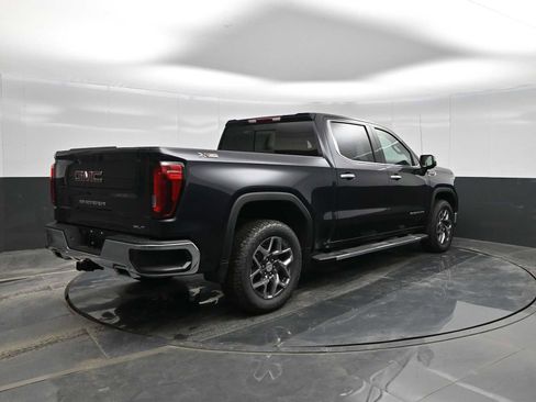 New 2026 GMC Sierra 1500 SLT w/ SLT Premium Package image 8