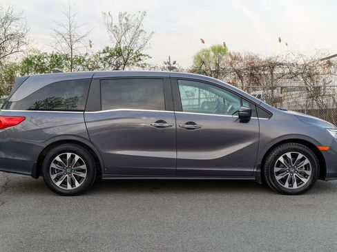 Used 2023 Honda Odyssey EX-L image 8