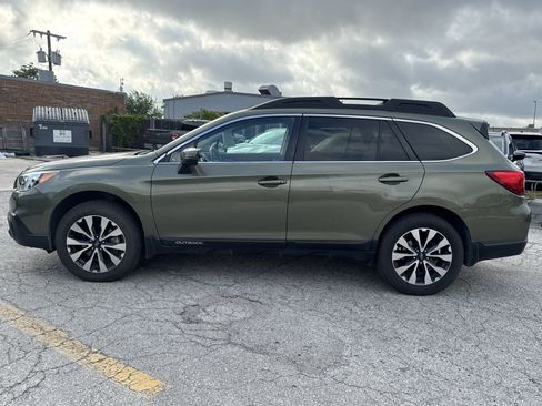 Used 2016 Subaru Outback 2.5i Limited AWD/4WD image 6