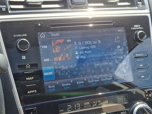 Used 2019 Subaru Outback 2.5i Limited image 3