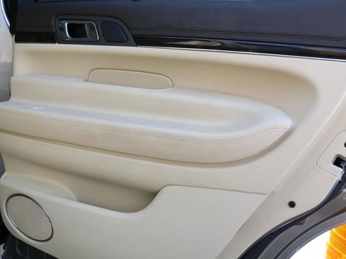 Used 2015 Lincoln MKT AWD w/ Equipment Group 201A image 44