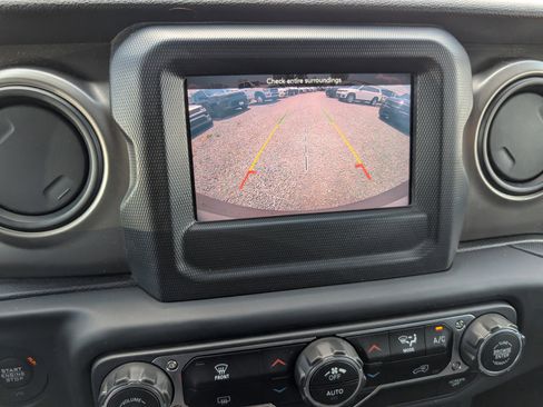 Used 2019 Jeep Wrangler Unlimited Sport S AWD/4WD image 27