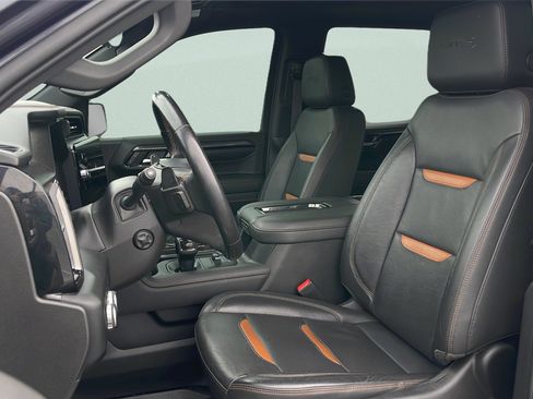 Used 2022 GMC Sierra 1500 AT4 w/ AT4 Premium Package image 32