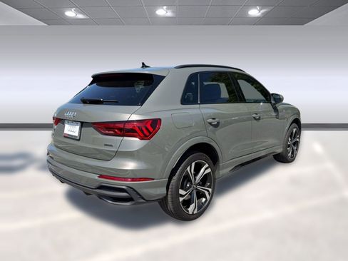 Used 2023 Audi Q3 2.0T Premium Plus w/ Premium Plus Package AWD/4WD image 9