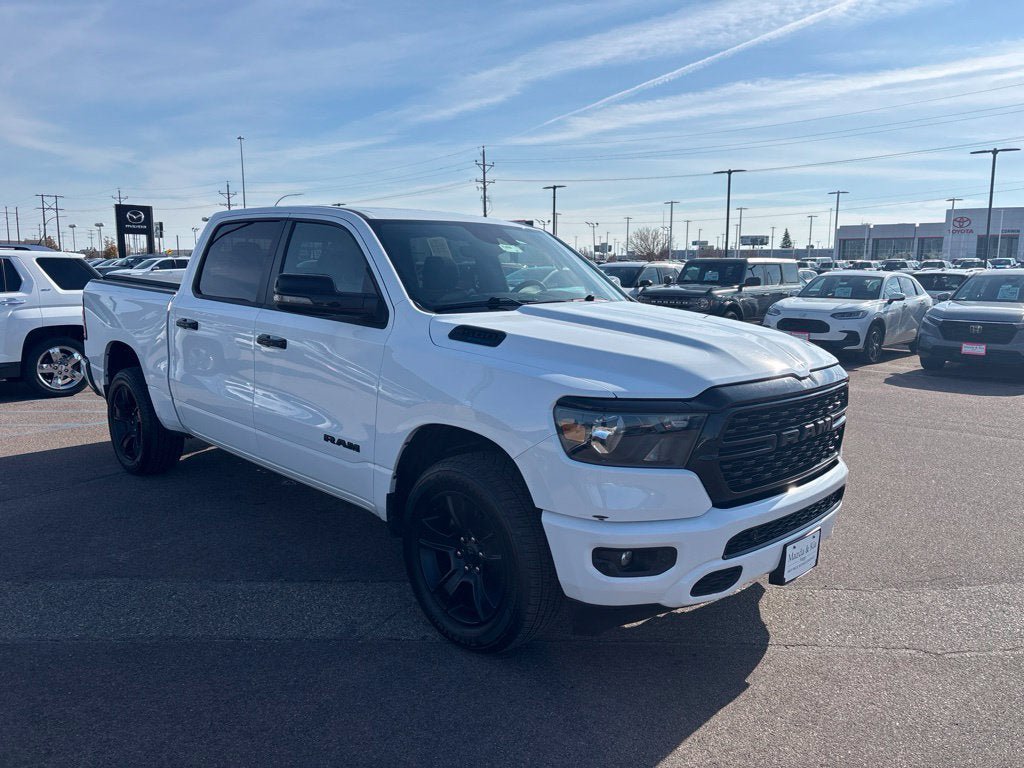 Used 2024 RAM 1500 Big Horn AWD/4WD image 3
