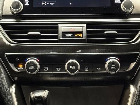 Used 2018 Honda Accord Sport image 13