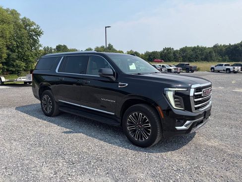 Used 2025 GMC Yukon XL Elevation AWD/4WD image 16
