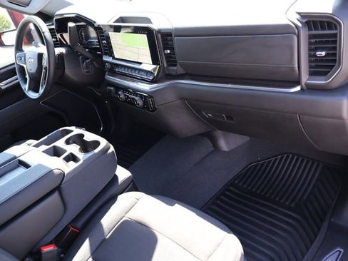 Used 2025 Chevrolet Silverado 2500 LT w/ Safety Package AWD/4WD image 28