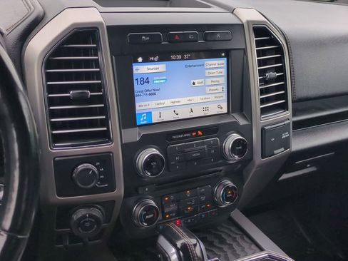 Used 2018 Ford F150 Platinum w/ Technology Package image 28