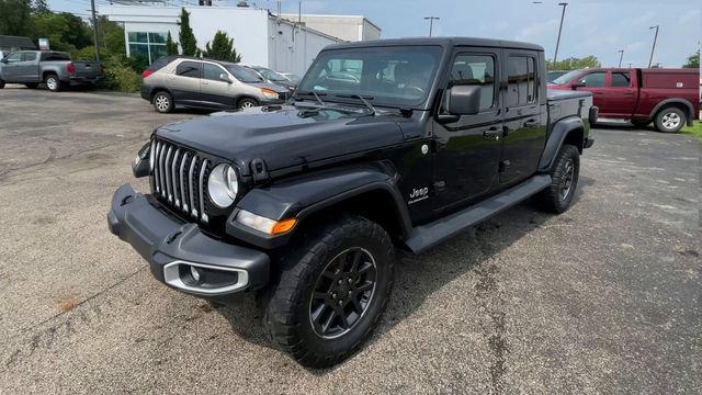 Used 2020 Jeep Gladiator Overland w/ Trailer Tow Package AWD/4WD image 6