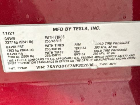 Used 2022 Tesla Model Y Long Range AWD/4WD image 40