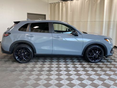 Used 2024 Honda HR-V Sport image 2