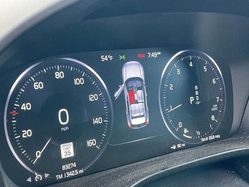 Used 2020 Volvo XC40 T5 Momentum AWD/4WD image 6