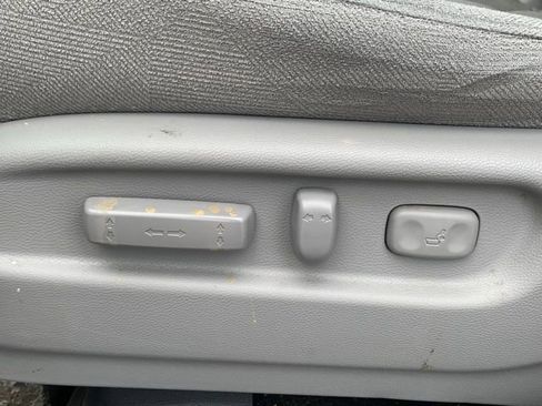 Used 2021 Honda Pilot EX image 5