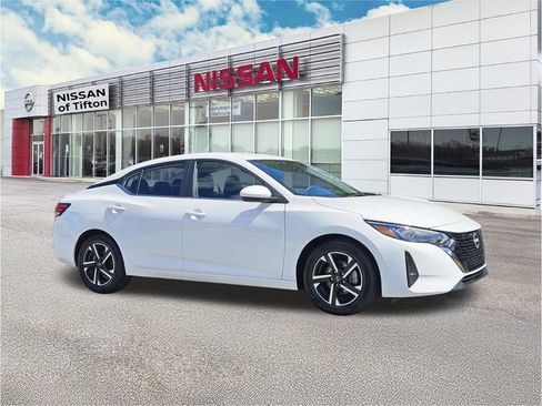 Certified 2024 Nissan Sentra SV image 3