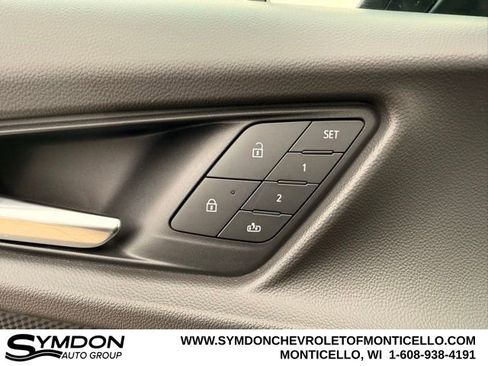 New 2026 Chevrolet Equinox RS w/ Convenience Package III image 14