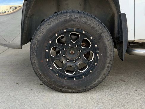 Used 2007 Chevrolet Silverado 2500 LTZ w/ Safety Package image 31