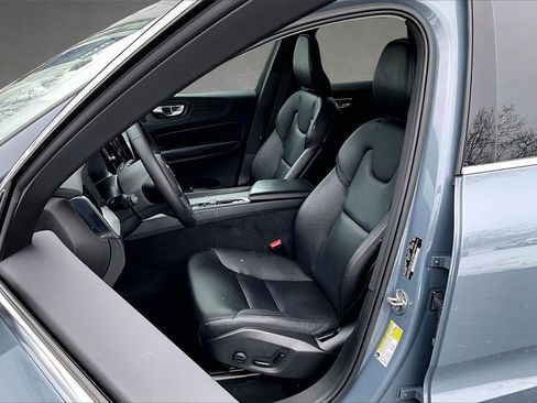 Certified 2023 Volvo XC60 B5 Core w/ Climate Package image 21