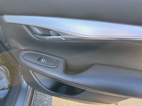 Used 2021 INFINITI QX50 Luxe w/ Appearance Package image 16