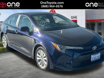 Used 2025 Toyota Corolla LE w/ LE Premium Package